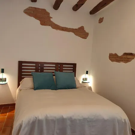 Les Voltes Iii - Stunning 5bd With Panoramic Views In Hilltop Wine Village Barbara