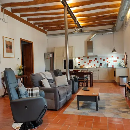 Les Voltes Iii - Stunning 5bd With Panoramic Views In Hilltop Wine Village *