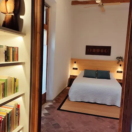 Holiday home Les Voltes Iii - Stunning 5bd With Panoramic Views In Hilltop Wine Village Barbara