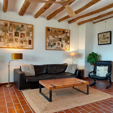 Les Voltes Iii - Stunning 5bd With Panoramic Views In Hilltop Wine Village *