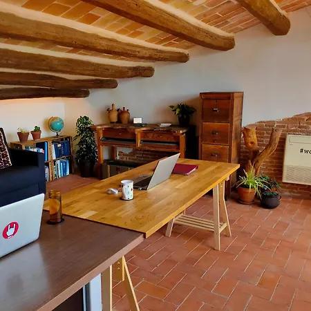 Les Voltes Iii - Stunning 5bd With Panoramic Views In Hilltop Wine Village Barbara