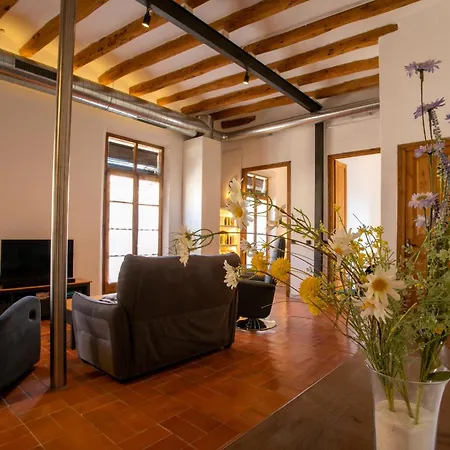 Les Voltes Iii - Stunning 5bd With Panoramic Views In Hilltop Wine Village Barbara