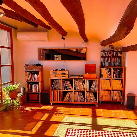 Les Voltes Iii - Stunning 5bd With Panoramic Views In Hilltop Wine Village